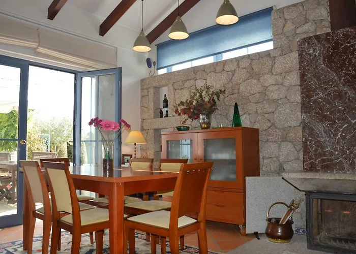 Дом отдыха Homeinland Of Terroso - Privat Pool, Grill & Seaview *